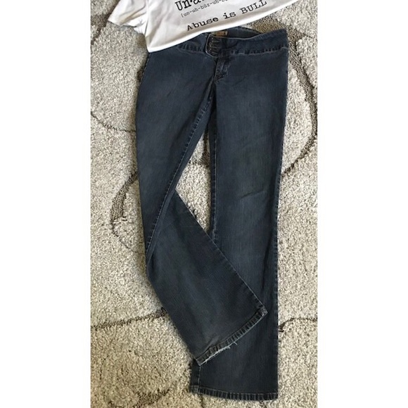 Refuge Jeans - Picture 1 of 2